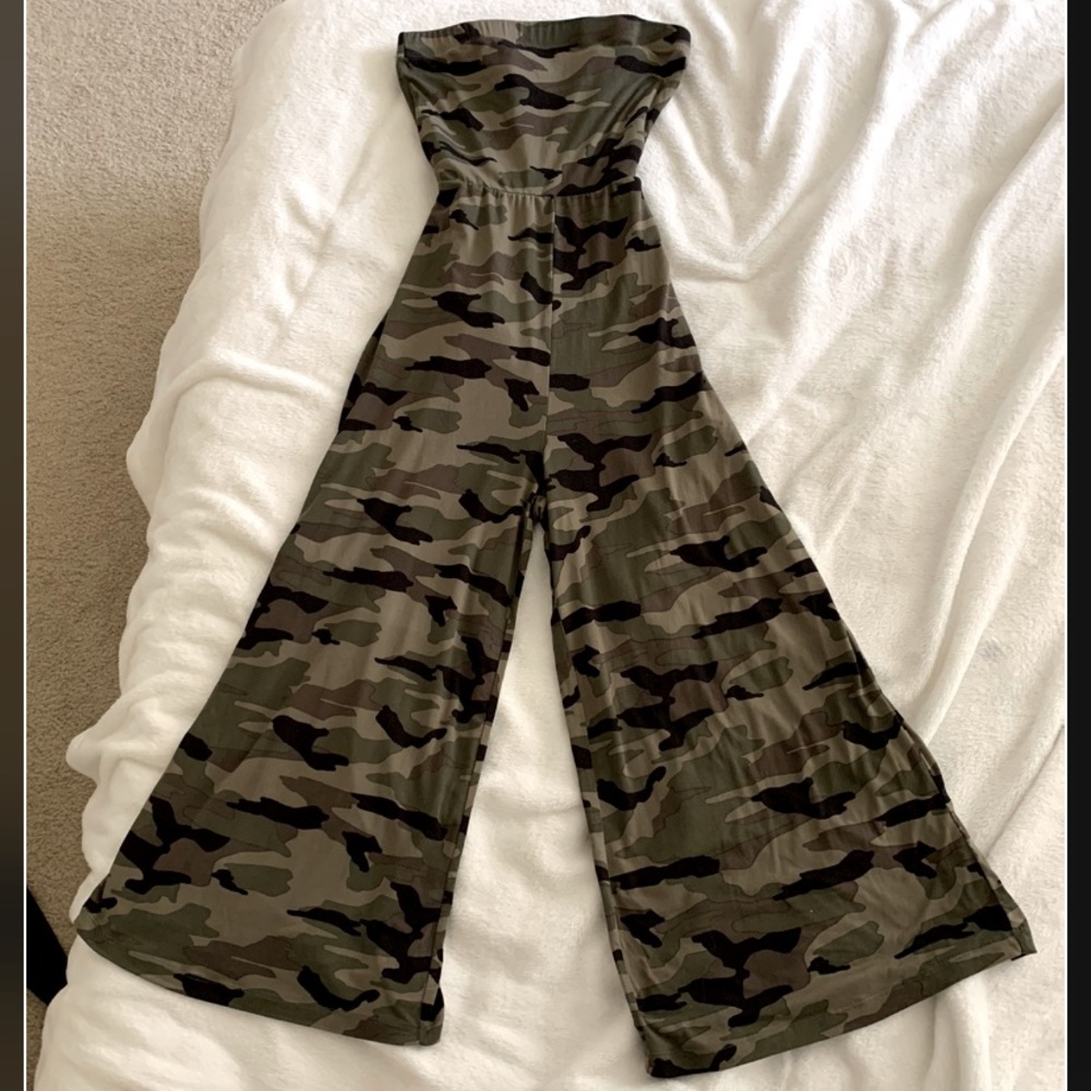 Almost Famous camo jumpsuit